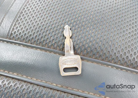 1989 Ford F250 from USA, damaged, VIN 1FTHF26HXKNB25295